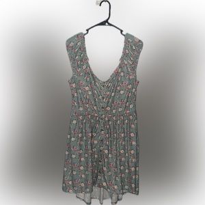 Women’s dress